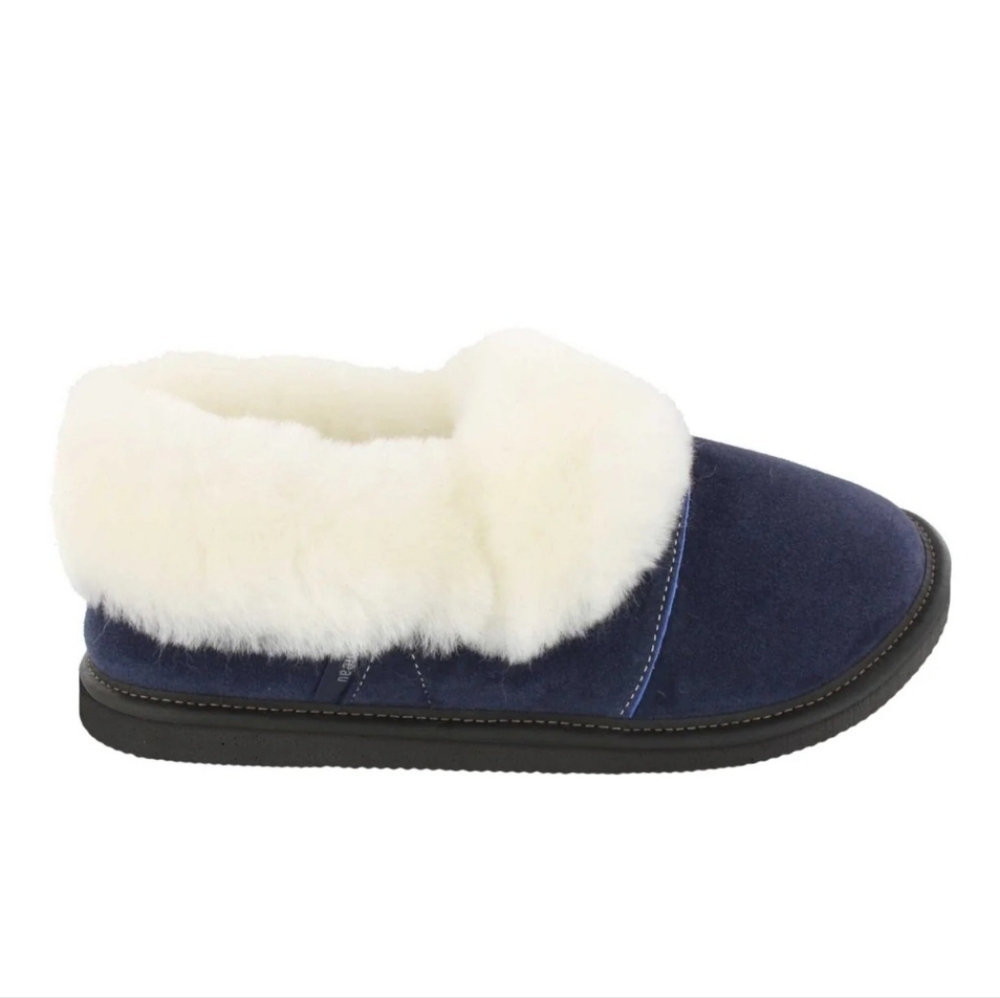 Garneau Lazybones Sheepskin Slippers